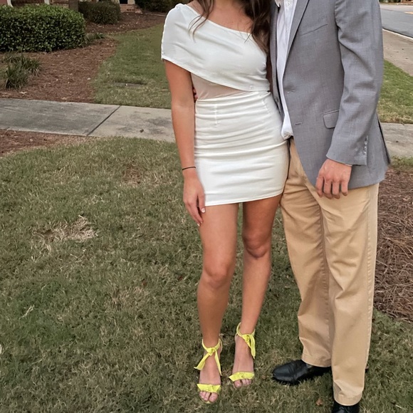 Revolve cocktail dress - Picture 4 of 5